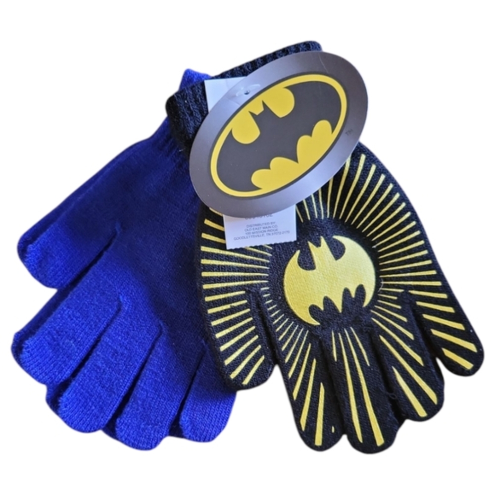 NWT 2 Pair DC Comics Batman Knit Winter Grip Gloves Boys Ages 4-12 Sz M